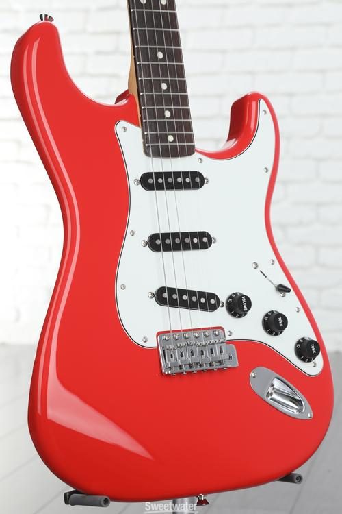 Fender Made in Japan Limited International Color Stratocaster