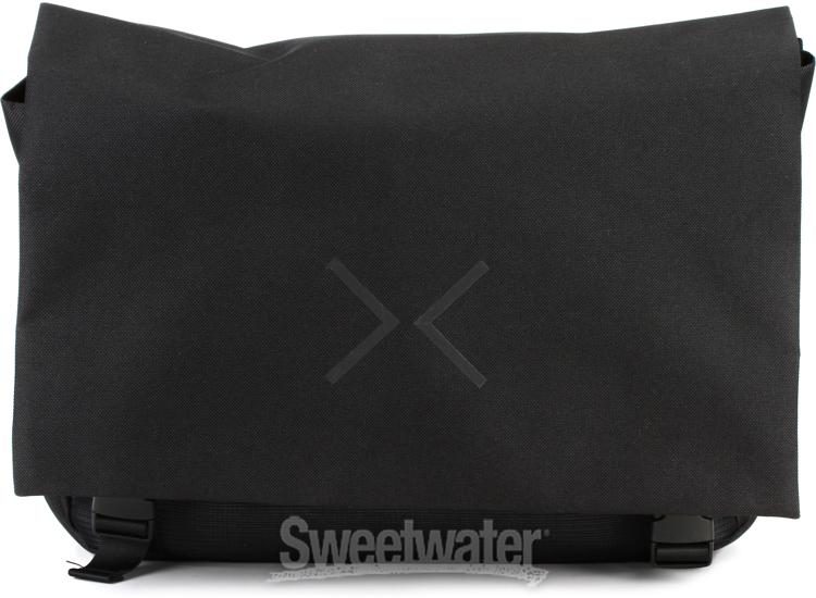 Review: Arc'teryx LEAF Courier Bag 15