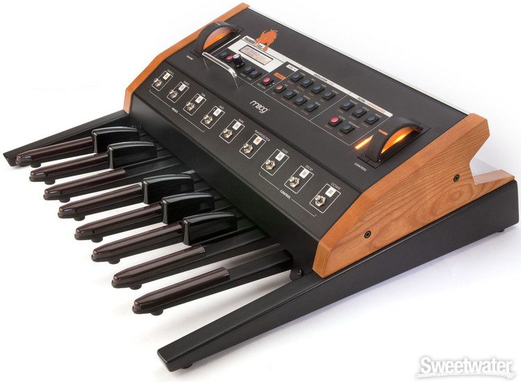 ギター Moog Moog Muse 8-Voice Polyphonic Analog Synthesizer – Kraft Music