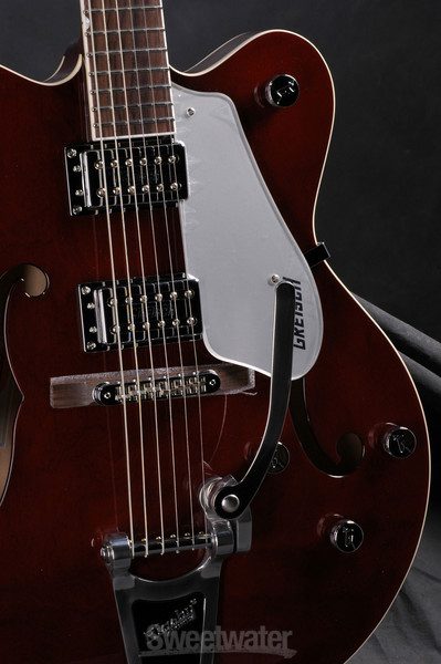 Gretsch G5122DC Double Cutaway - Double Cutaway Walnut Stain