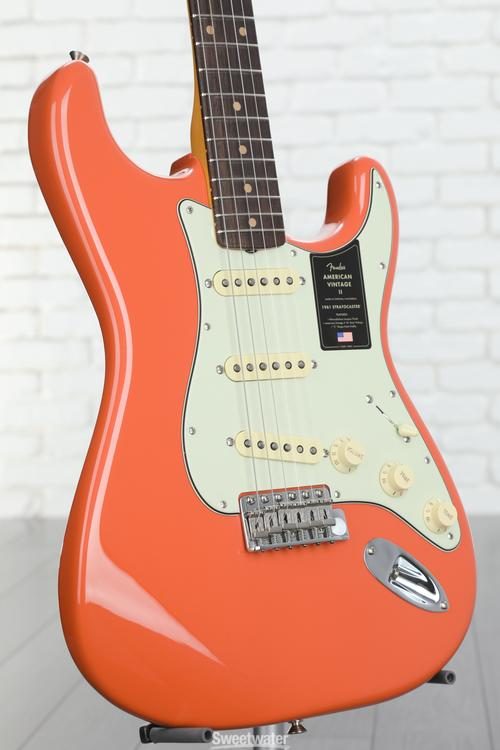 Fender American Vintage II 1961 Stratocaster Electric Guitar - Fiesta Red