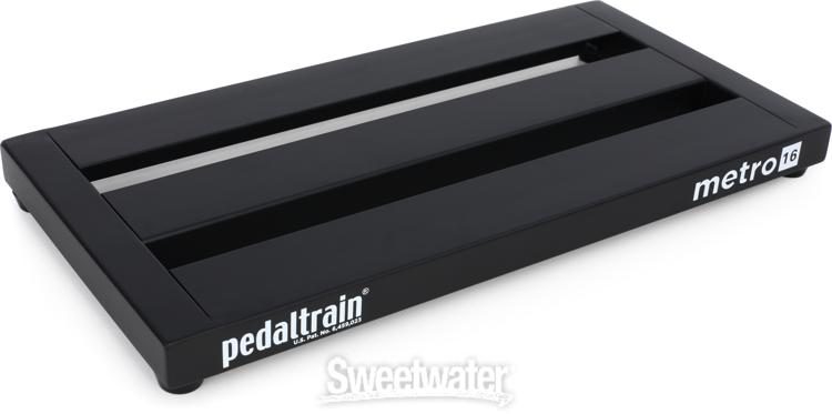 Pedaltrain Metro 16 16-inch x 8-inch Pedalboard with Soft Case Sweetwater