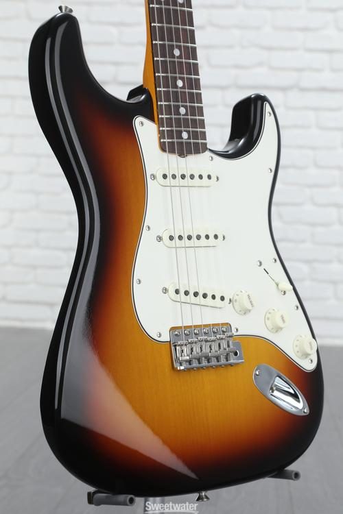 Fender Custom Shop '66 Stratocaster Deluxe Closet Classic - 3-color Sunburst