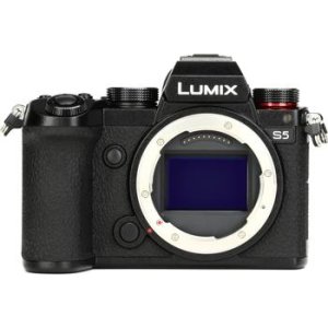 Panasonic Lumix S5 Mirrorless Camera with LUMIX S S50 50mm f/1.8 