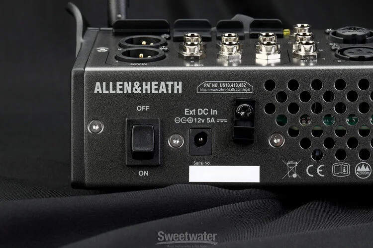 Allen & Heath CQ-18T 16-channel Digital Mixer