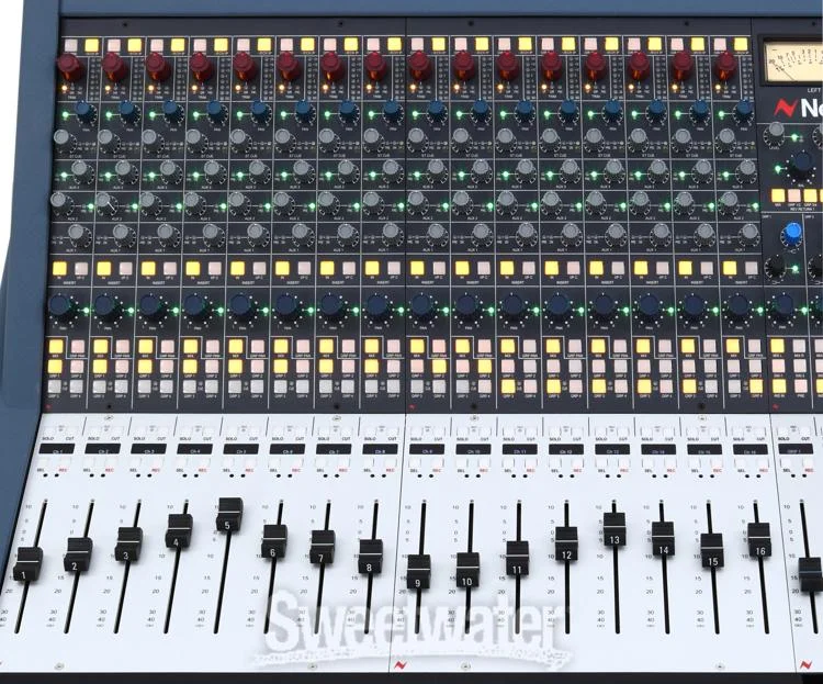 Neve 8424 24-channel Analog Mixing Console - Motorized Faders