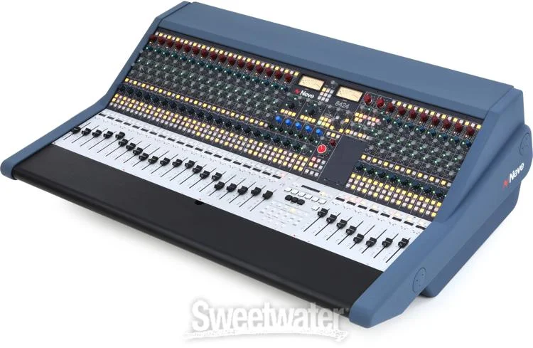 Neve 8424 24-channel Analog Mixing Console - Motorized Faders