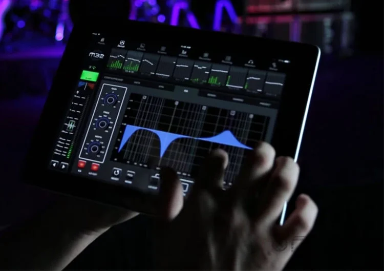 Midas M32 LIVE 40-channel Digital Mixer