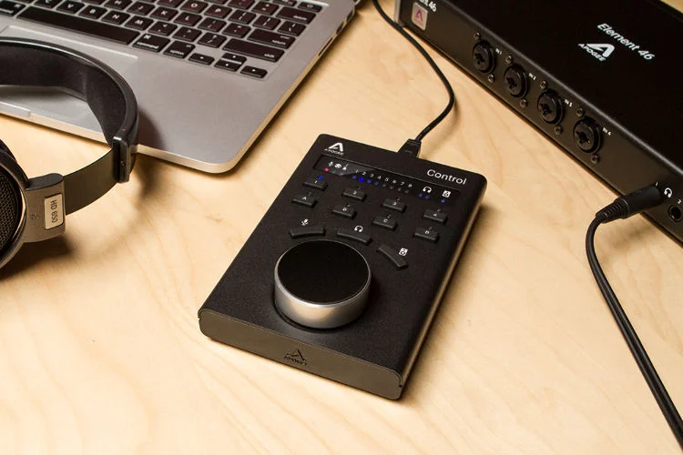 Apogee Control Hardware Remote