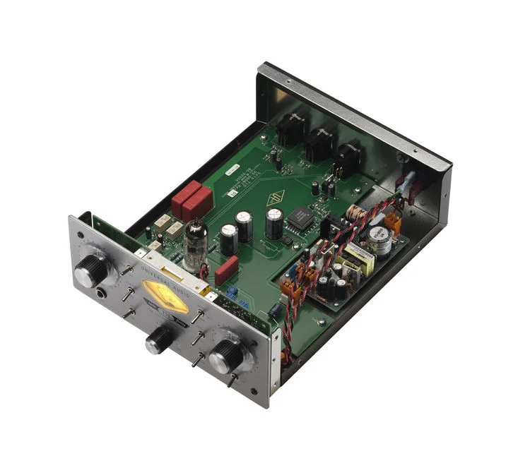 universal-audio-710-twin-finity-asimetrik-e-ticaret-gorsel2