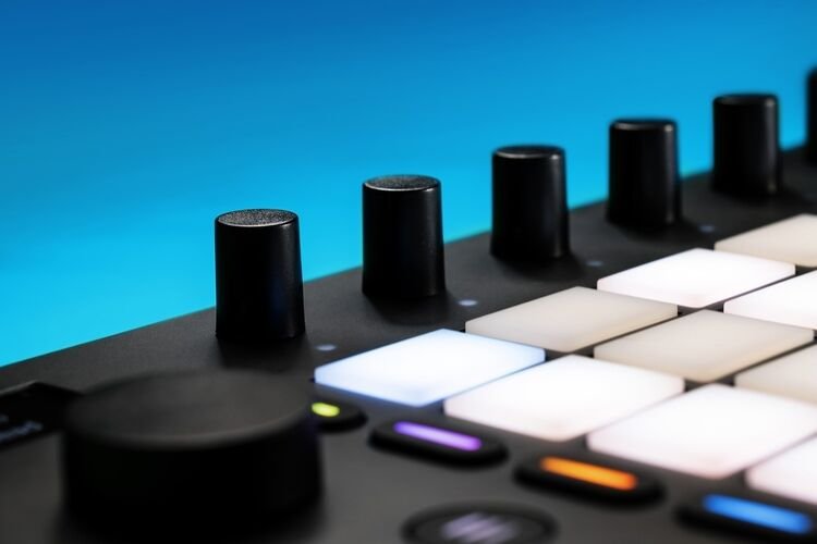 Ableton Move Review: A Perfect Tool for Traveling DJs | WIRED