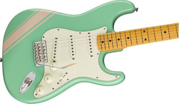 Fender Made in Japan Traditional '50s Stratocaster with Fender Made in Japan Traditional '50s Stratocaster with