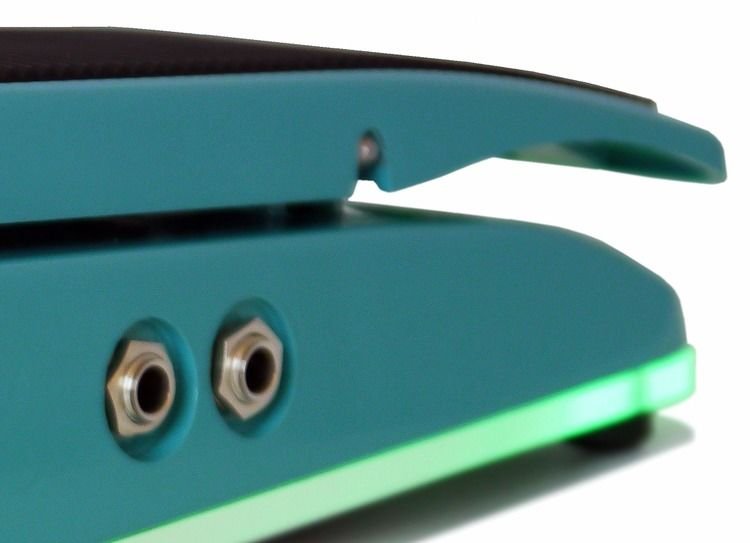 Mission Engineering VM-1 Aero Volume Pedal with LED Base