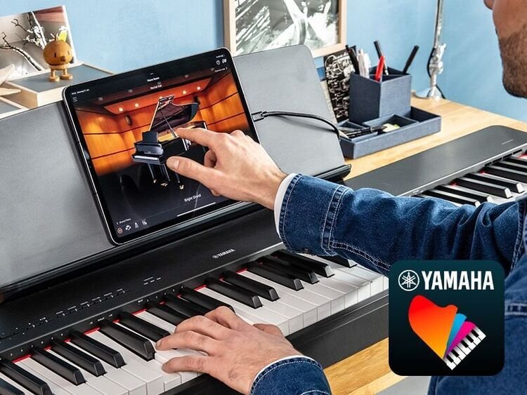 Yamaha P225B Portable Digital Piano Premium Package Black