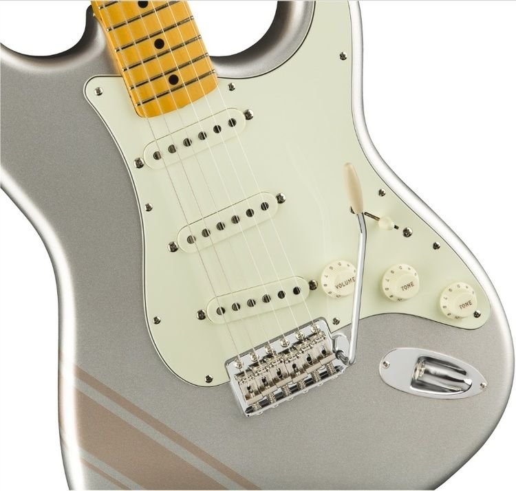 Fender Made in Japan Traditional '50s Stratocaster with