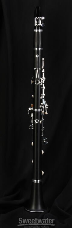 Buffet Crampon E11 Intermediate Bb Clarinet - Silver-plated Keys