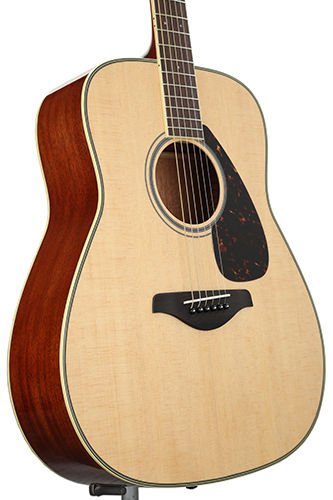 Yamaha FG820 Dreadnought Acoustic Guitar - Natural