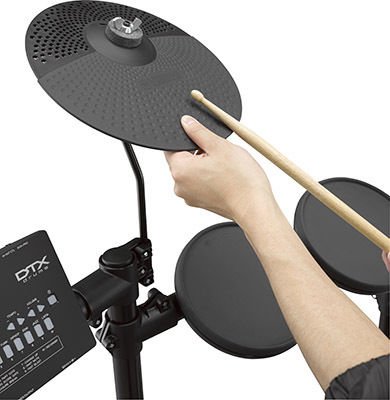 Yamaha DTX402K Electronic Drum Set