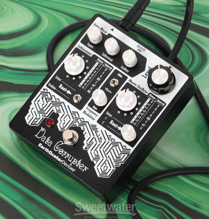 EarthQuaker Devices Data Corrupter Harmonizing PLL Pedal
