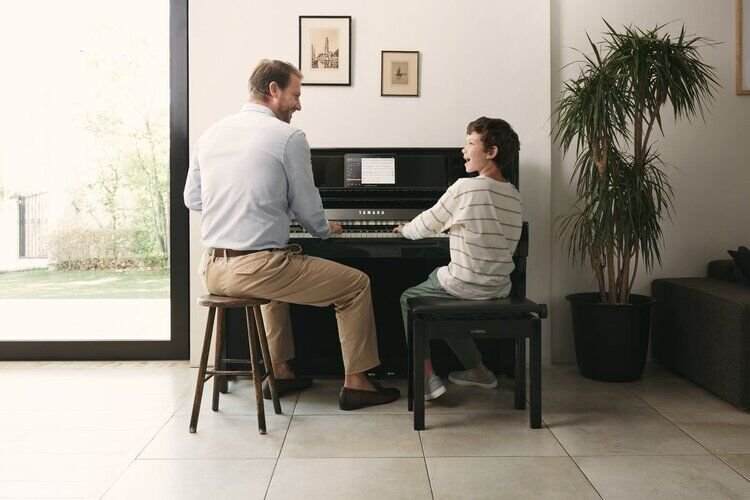 最終値下げ]Yamaha Clavinova 椅子付き 最終値下げ]Yamaha Clavinova