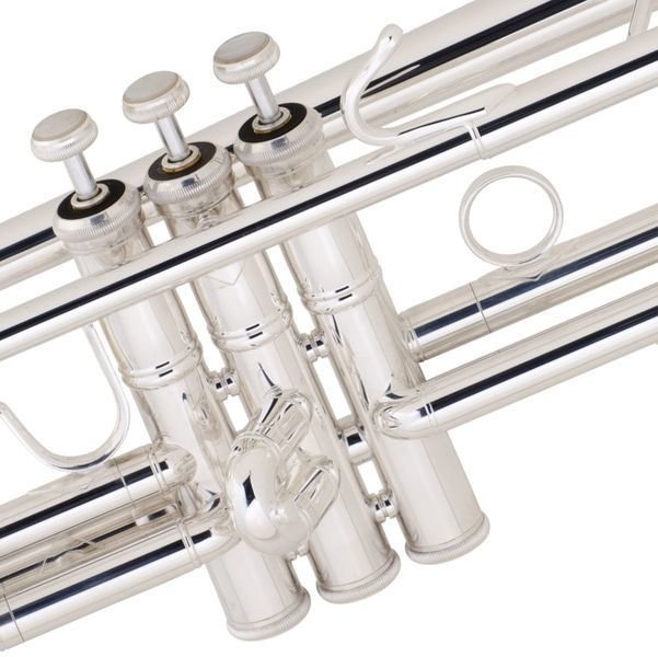 Bach LT180 Lightweight Stradivarius Professional Bb Trumpet Bach LT180 Lightweight Stradivarius Professional Bb Trumpet