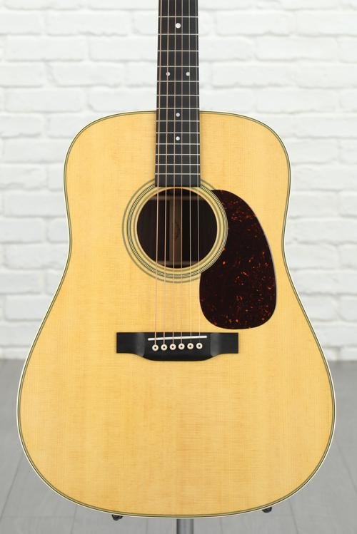 Martin Acoustic Guitars Sweetwater