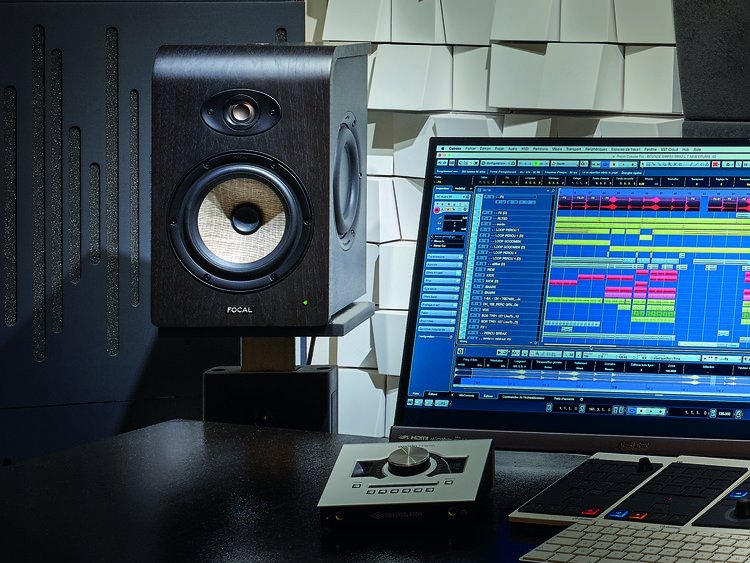 Focal Shape 50 5 inch Powered Studio Monitor | Sweetwater