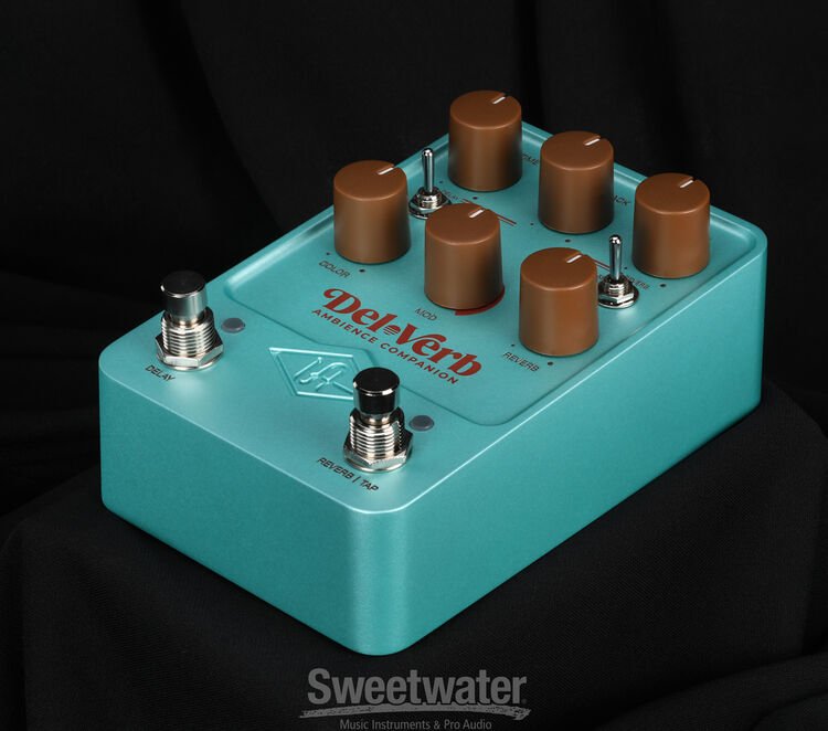 Universal Audio Del-Verb Ambience Companion Reverb and Delay Pedal