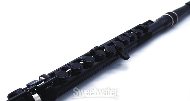 Nuvo Student Flute Kit | Sweetwater