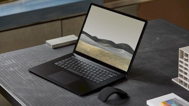 Microsoft Surface Laptop 3 15 inch Touch-Screen - AMD Ryzen