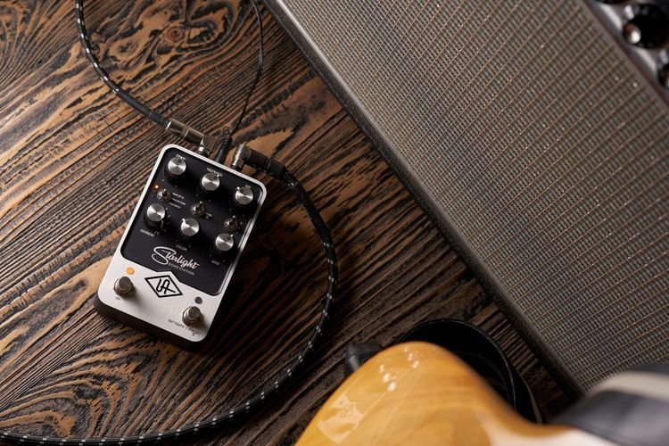 Universal Audio UAFX Starlight Echo Station Delay Pedal | Sweetwater