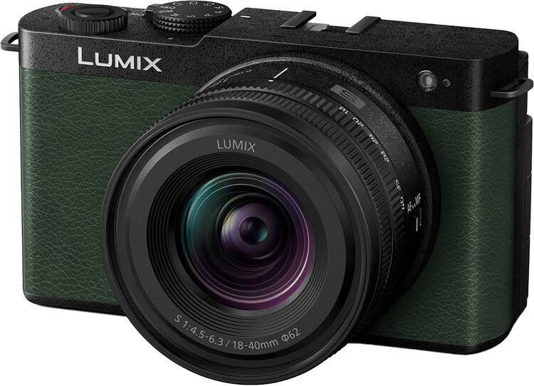 Panasonic Lumix DC-S9 Camera Kit with 18-40mm F4.5-6.3 Lens - Dark Olive