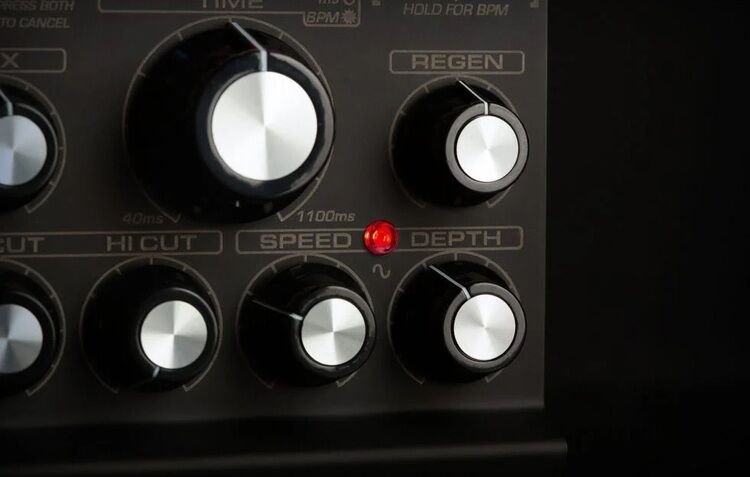 Suhr Dark Discovery Analog Delay Pedal | Sweetwater Suhr Dark Discovery Analog Delay Pedal | Sweetwater