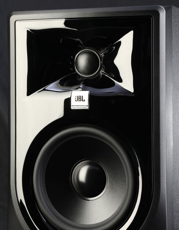 JBL 305P MkII 5-inch Powered Studio Monitor Sweetwater