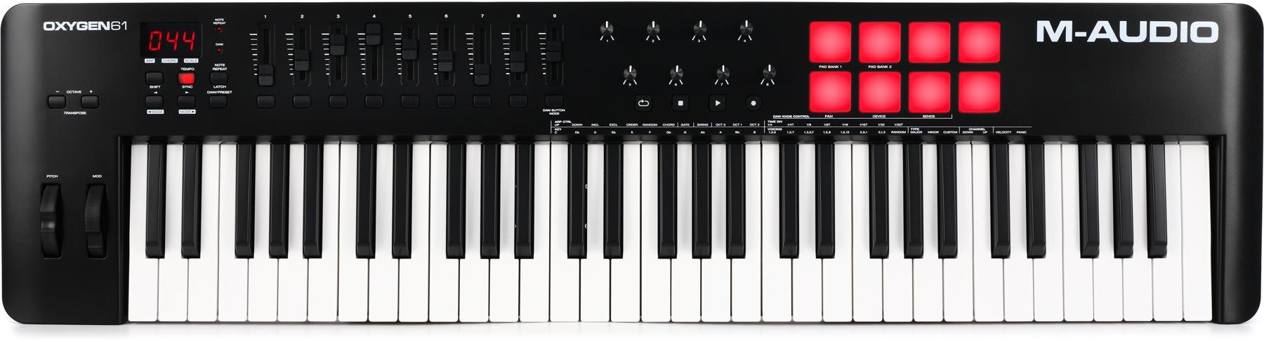 Tastiera MIDI Controller USB a 61 Note con Pad Beat M-Audio Oxygen 61 MKV Arpeggiatore e Suite Software Inclusa Modalità Smart Chord & Scale 
