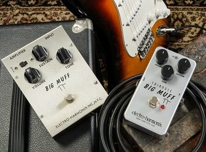 Electro-Harmonix Triangle Big Muff Reissued Fuzz Pedal | Sweetwater