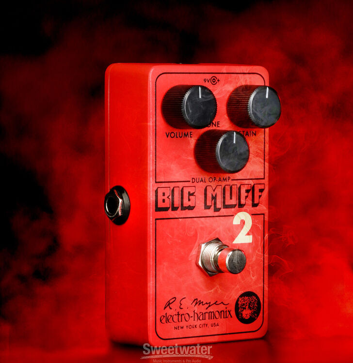 Electro-Harmonix Big Muff Pi 2 Fuzz Pedal | Sweetwater
