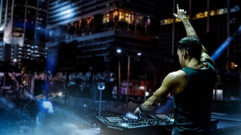 Denon DJ | Sweetwater