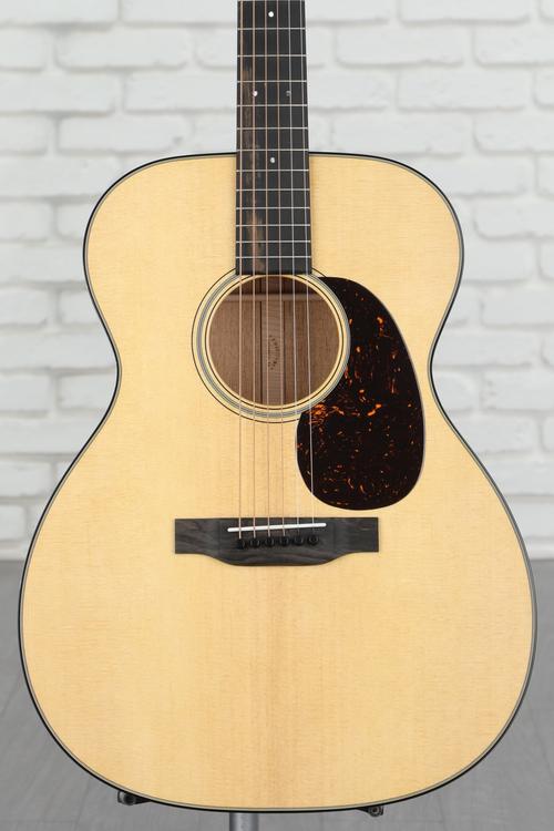 Martin 000-18 Acoustic Guitar - Natural | Sweetwater