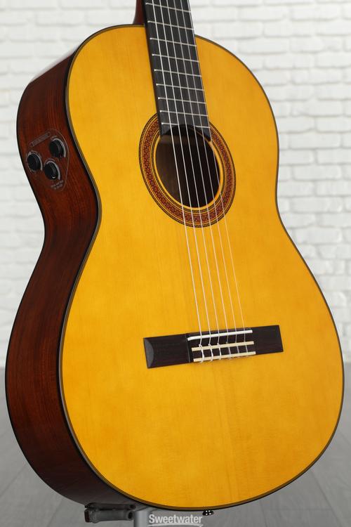 Yamaha CGTA TransAcoustic Nylon String Natural Gloss Sweetwater