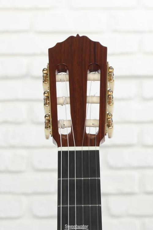 Córdoba Folding Wood Footstool - Cordoba Guitars