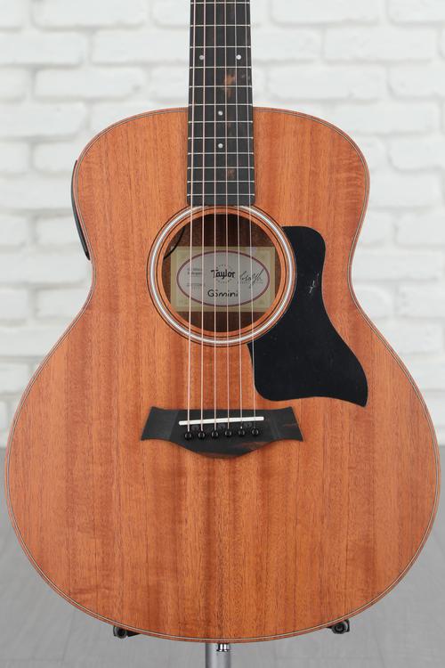 Taylor GS Mini-e Mahogany Acoustic-electric Guitar - Natural with Black  Pickguard