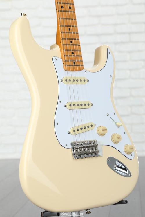 Fender Jimi Hendrix Stratocaster - Olympic White with Maple Fingerboard ...