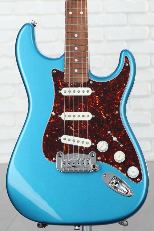 GL Fullerton Deluxe Legacy Electric Guitar Lake Placid Blue with  Caribbean Rosewood Fingerboard Sweetwater