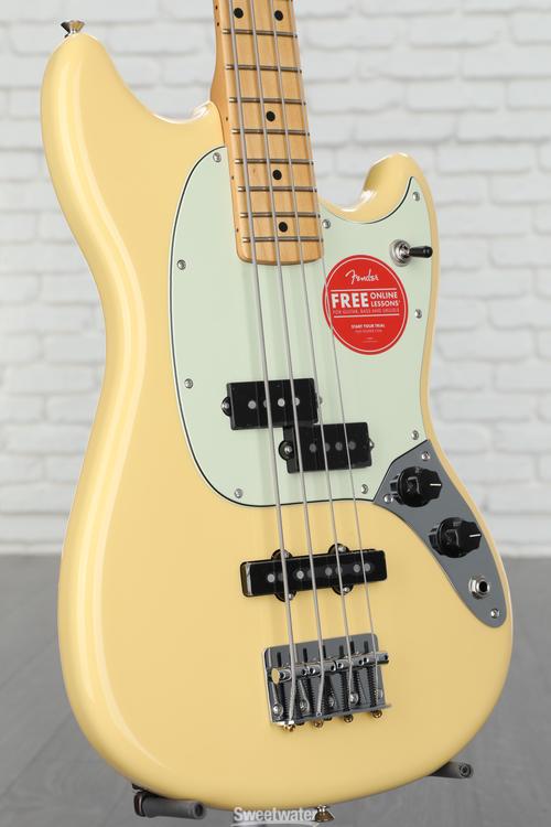 Fender Special Edition Mustang PJ Bass - Buttercream with Maple 