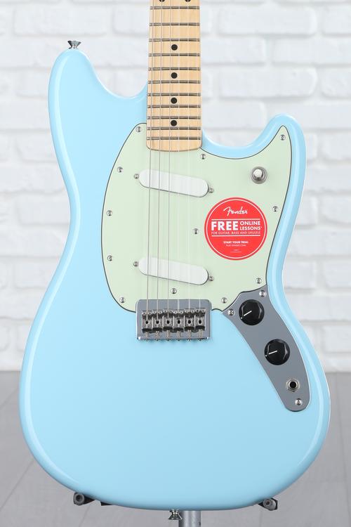 Fender Player Mustang - Sonic Blue | Sweetwater