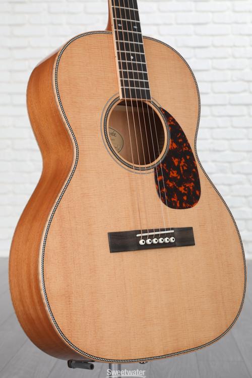 Larrivee 00050 Mahogany Traditional Series Acoustic Guitar Natural