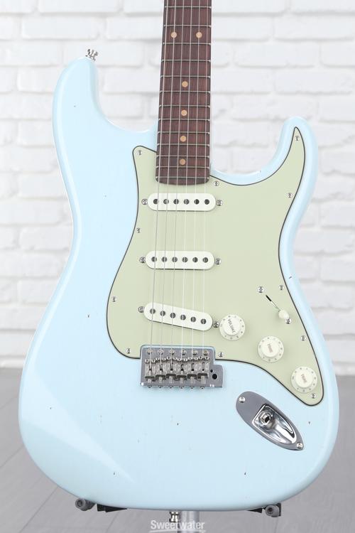 Fender Custom Shop GT11 Journeyman Relic Stratocaster - Sonic Blue -  Sweetwater Exclusive
