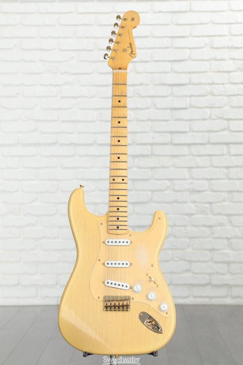 Fender Custom Shop Limited-edition '55 Hardtail Stratocaster Journeyman  Relic Electric Guitar with Gold Closet Classic Hardware - Natural Blonde  with 
