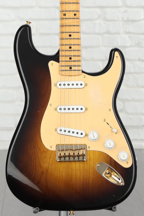 Fender Custom Shop Limited-edition '55 Hardtail Stratocaster Journeyman  Relic Electric Guitar - 2-color Sunburst